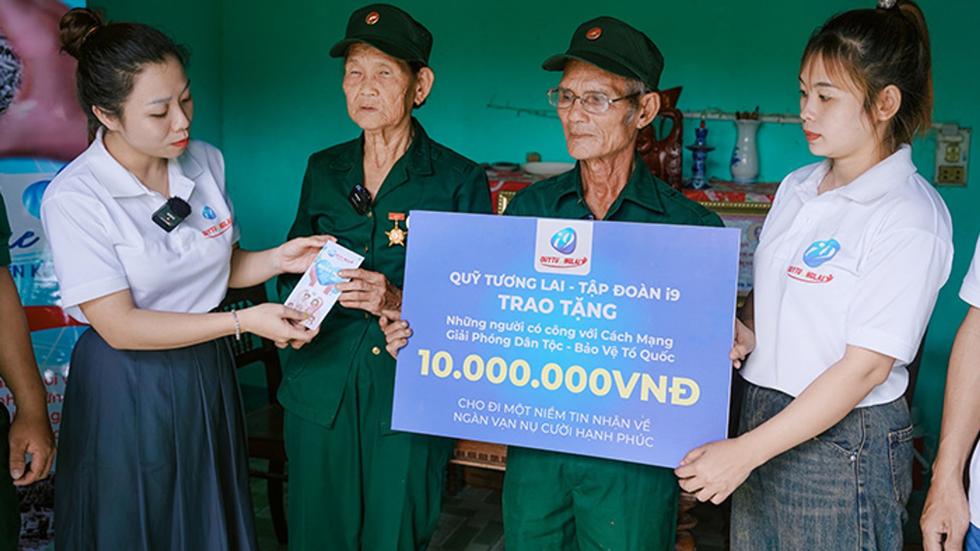 Đội ngũ hỗ trợ khách hàng của EU9