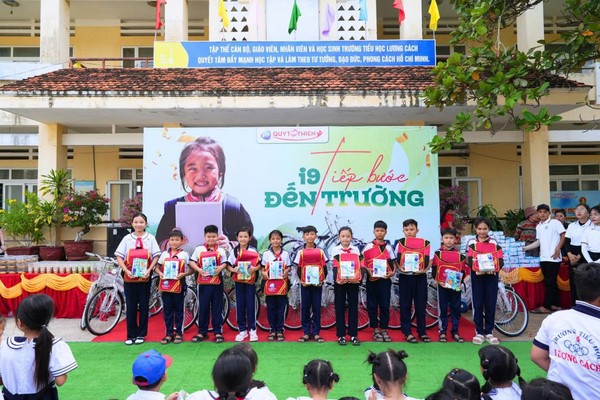 Minh họa người chơi EU9 đang tìm hiểu thông tin về cờ bạc có trách nhiệm.